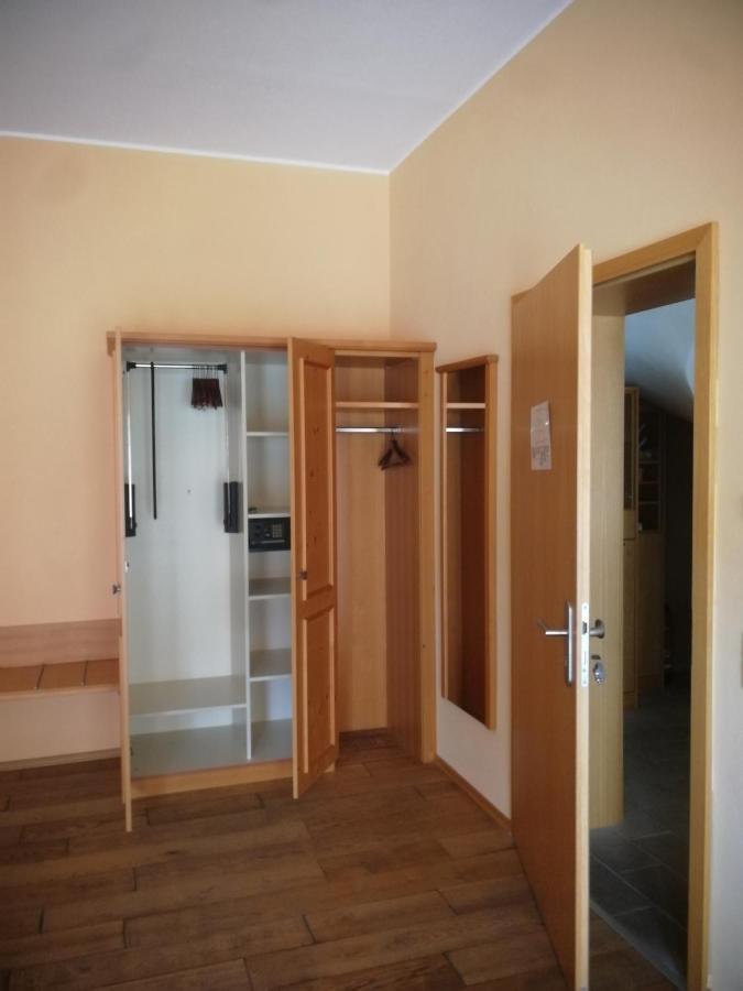 Gaestehaus Ressler Harxheim Zewnętrze zdjęcie